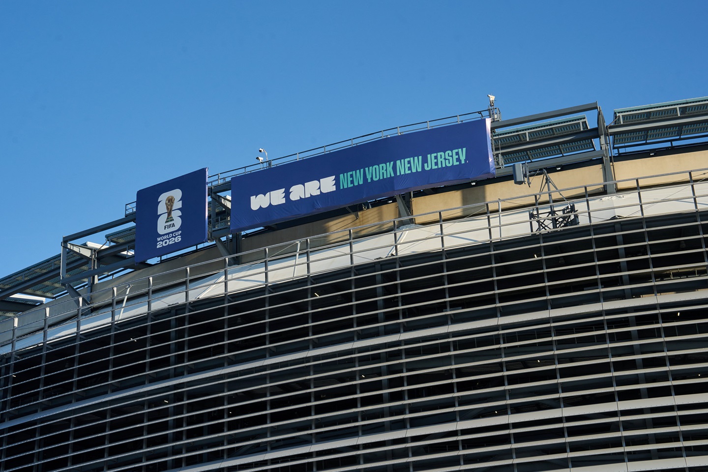 “Fifa deve pagar”: tarifa de R$ 700 para ônibus da Copa vira guerra política nos EUA