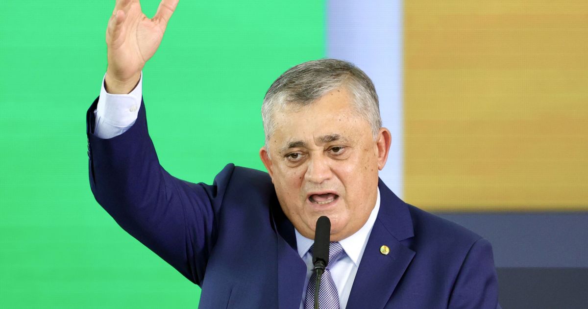 Guimarães assume SRI e classifica como “absurdo” ação da CPI contra o STF