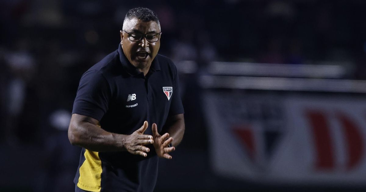 São Paulo comete gafe e anuncia treinador errado em jogo contra O’Higgins