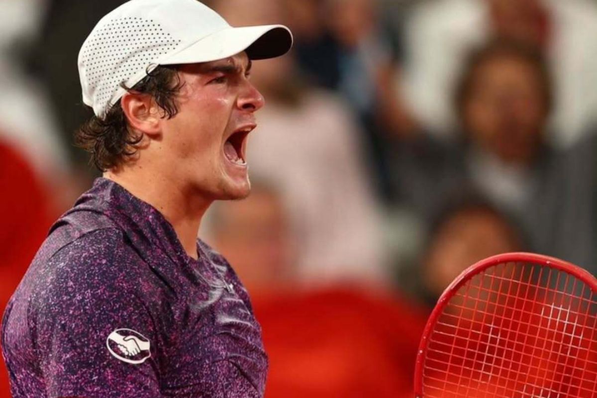 João Fonseca vence em estreia na grama e avança no torneio de duplas em Halle